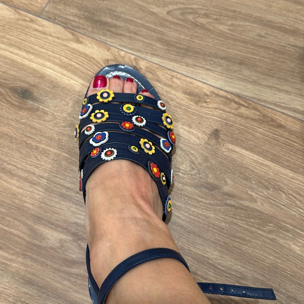 Navy Tory Butch strappy sandals